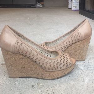 ✨Adrienne Vittadini Wedge